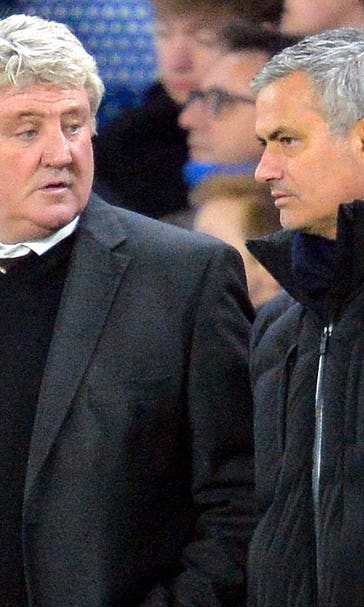 Mourinho defends Chelsea players in wake of Bruce's diving criticism